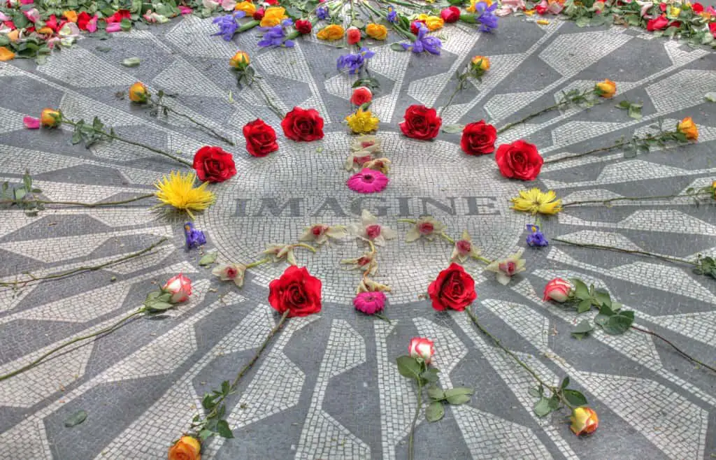 Where is John Lennon buried - strawberry fields memorial